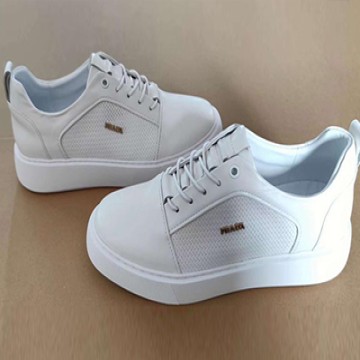 Running Shoes